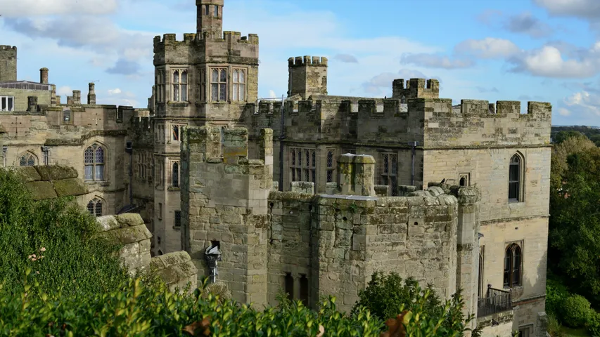 Two Castles Run