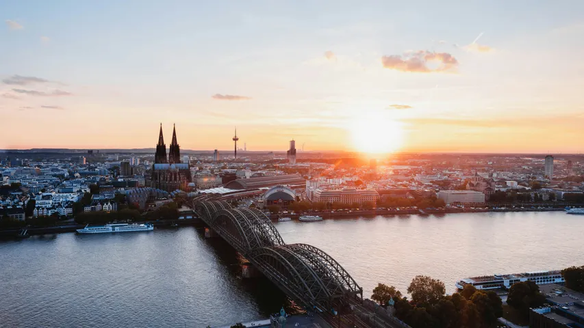 43. Brückenlauf Halbmarathon des ASV Köln