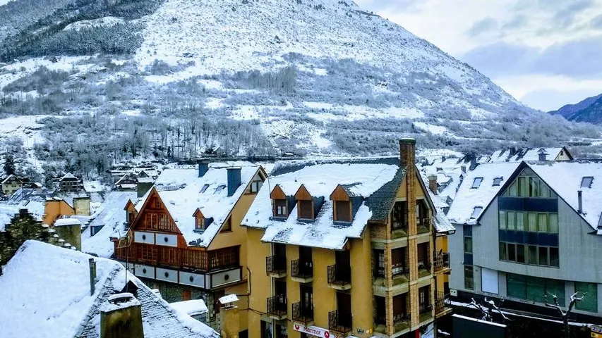 HOKA Val d’Aran Pyrenees