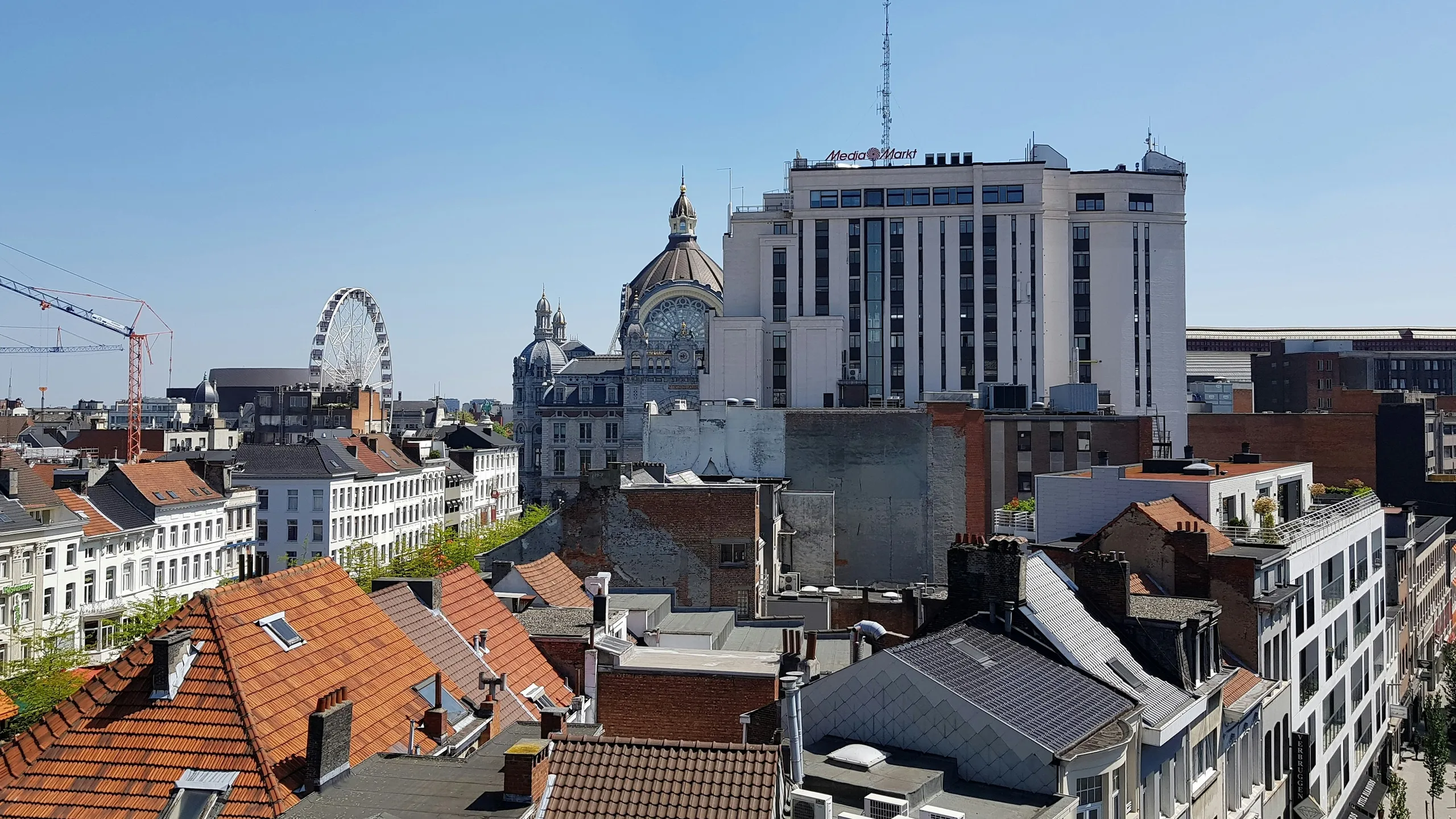 WALLS Linker Oevert Half Marathon