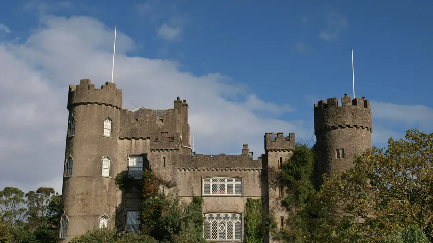 Malahide Castle 10km