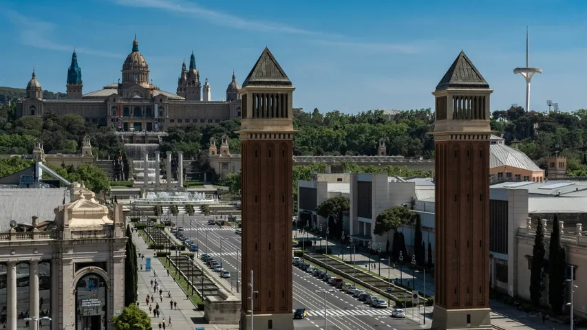 eDreams Mitja Marató Barcelona by Brooks