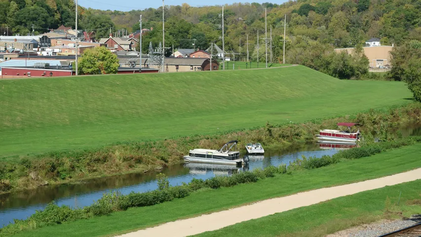 Galena River Fall Half Marathon & 8k 2025