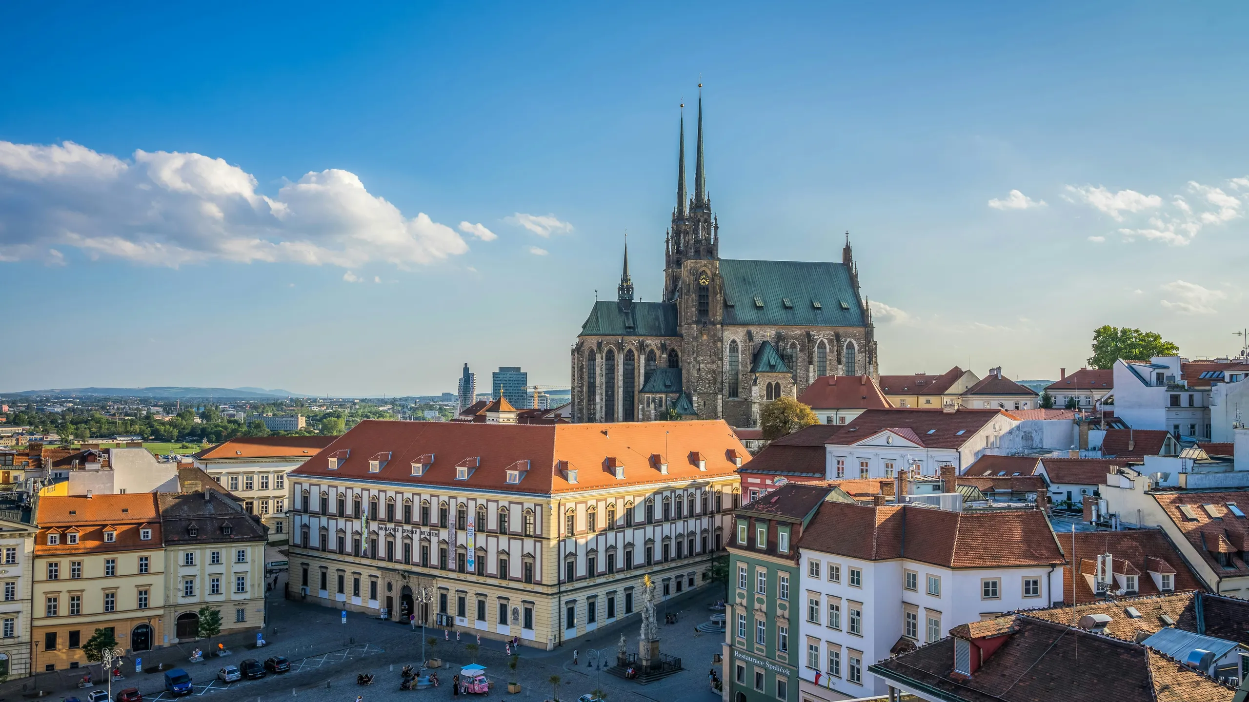 SAUCONY Vokolo priglu