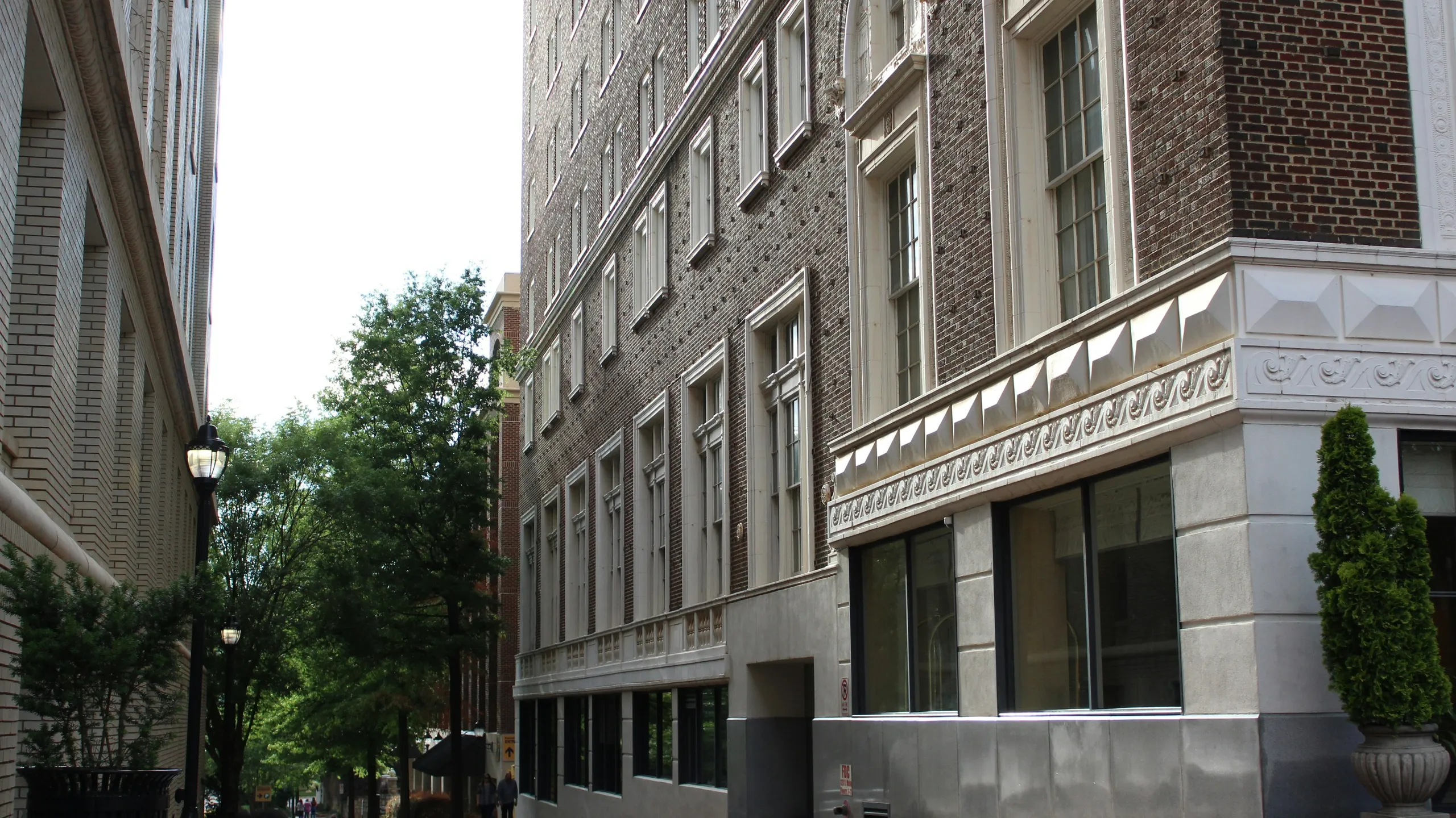 Live Well Half Marathon, Free 5K & 1 Mile Fun Run