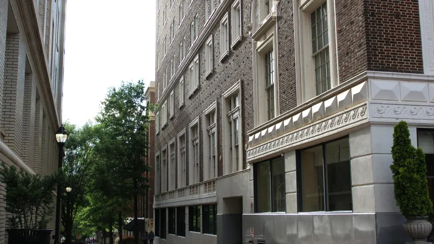 Live Well Half Marathon, Free 5K & 1 Mile Fun Run