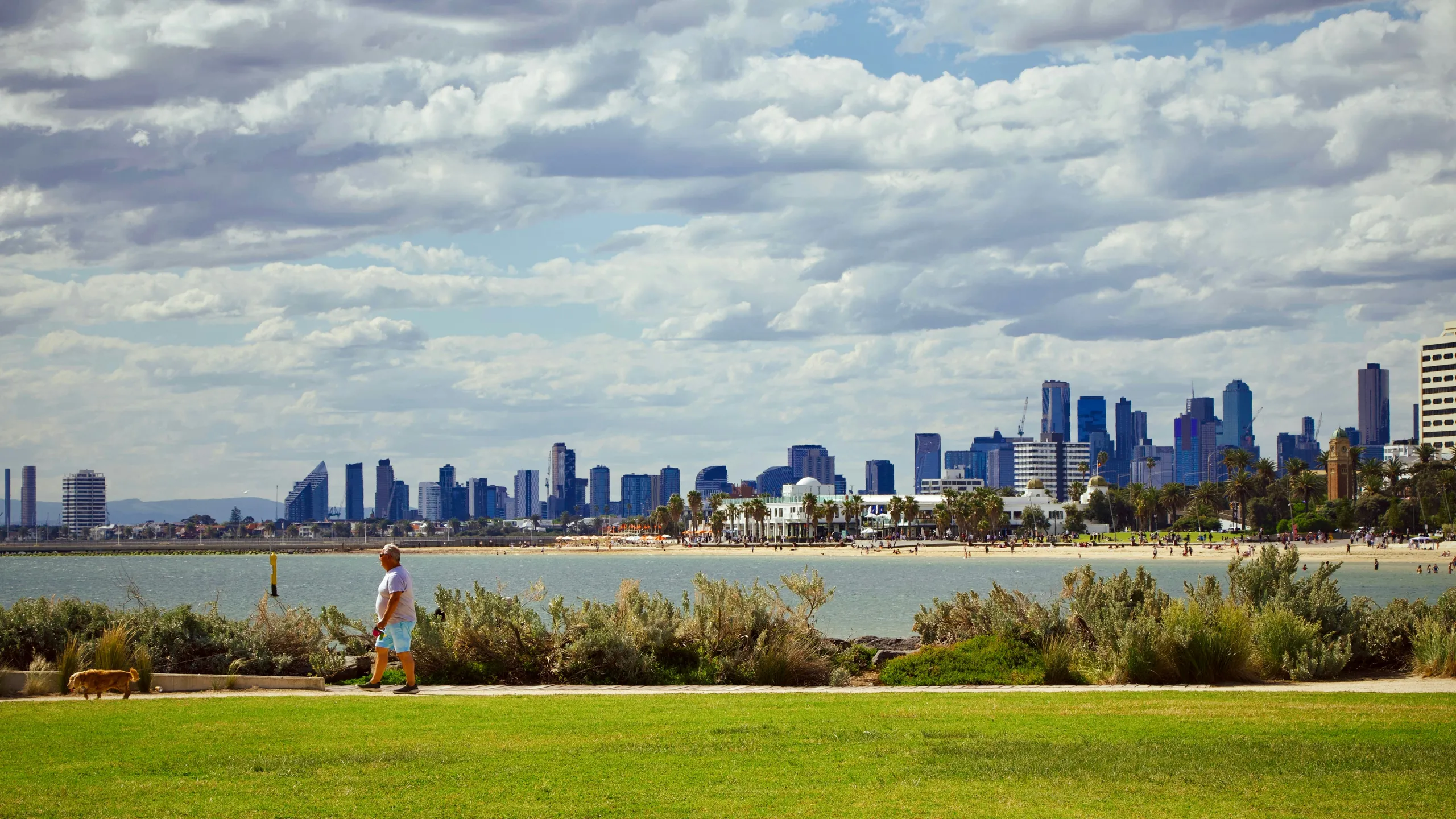Qatar Airways IRONMAN 70.3 Melbourne